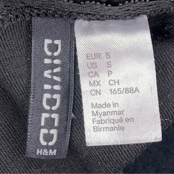 Small Divided H&M Black Floral Crop Top Tank Pink Green Ribbed Lace Trim Stretch - Picture 11 of 13